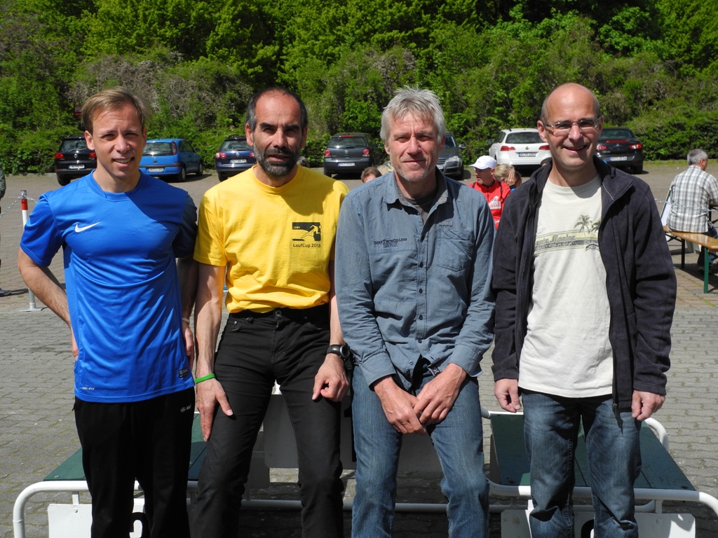 Auf dem Foto von links nach rechts: Frank Tschersich, Lothar Gajek, Lothar Domnick und Torsten Gunia 
