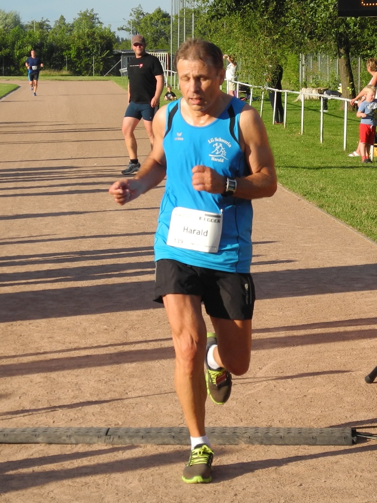 Harald Tschersich (48:23 min) belegte den 7.Platz in der M55.